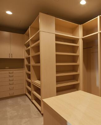 这样整理你的衣柜，每天早上穿衣服就很容易了