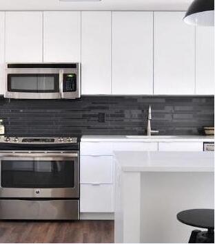 选择适合整体厨房装修的橱柜